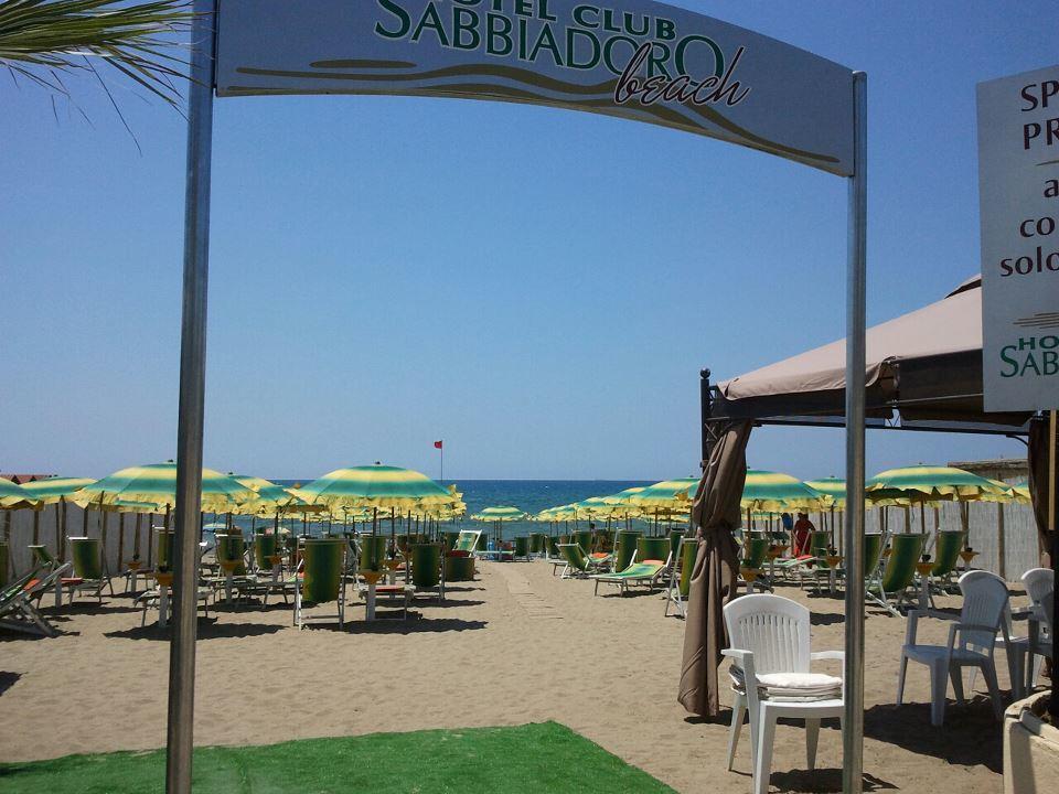 Hotel Club Sabbiadoro Battipaglia Εξωτερικό φωτογραφία